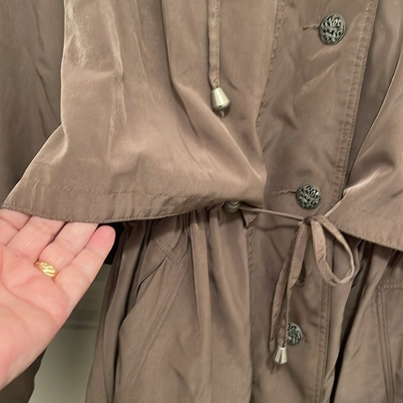 A2B hooded hip length removal lined coat, drawstring, waist women’s sz 1X Brown - Picture 2 of 16